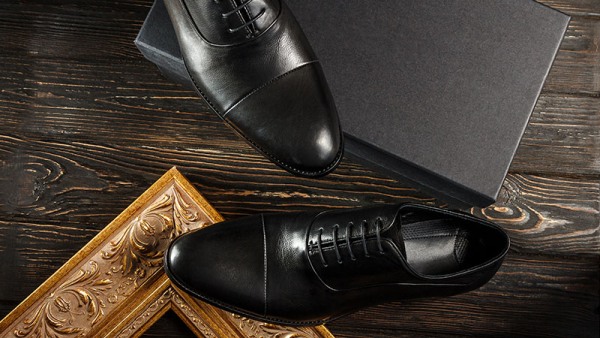 Oxford Shoes The Smart Shoe Every Man Should Own