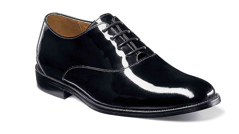 Black-tie-shoes