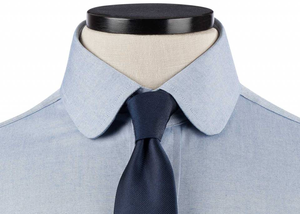 Club Or Rounded Collar