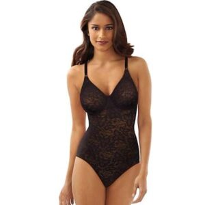 Bali Lace 'N Smooth Body Briefer