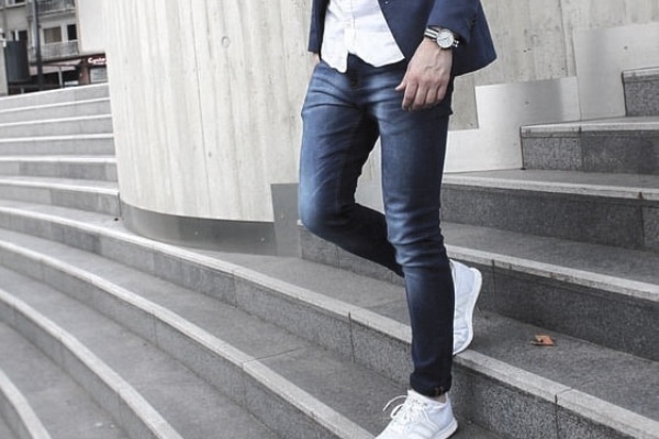 Mens white hot sale trainers fashion