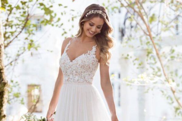 Bohemian Wedding Dresses For Fanciful Brides