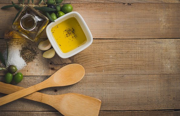 Olive Oil To Grow Your Nails Faster And Stronger