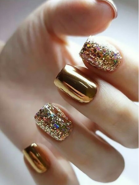 Gold Metallic and Glitter Nails