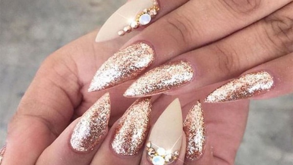 Gold Wedding Nails