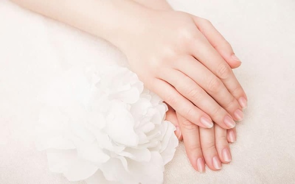 Natural Nails for Wedding