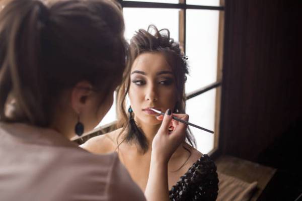 18 Most Gorgeous Prom Makeup Looks