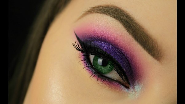 purple makeup looks for Green eyes