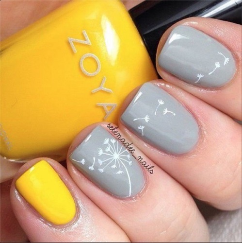 Gray Nails with a Yellow Dress